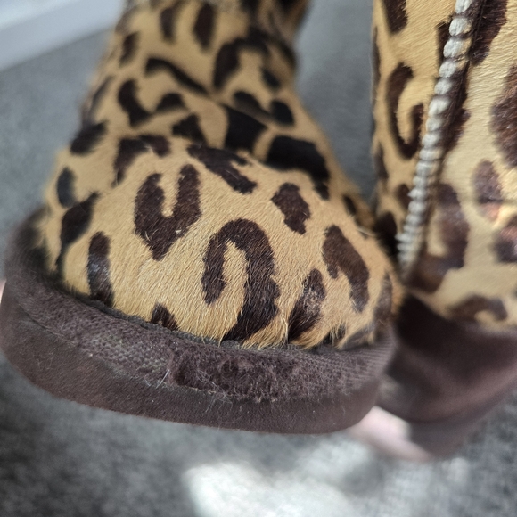 UGG Leopard Print Calf Hair Sheepskin Lined Winter Boots Womens 5 - Picture 15 of 16